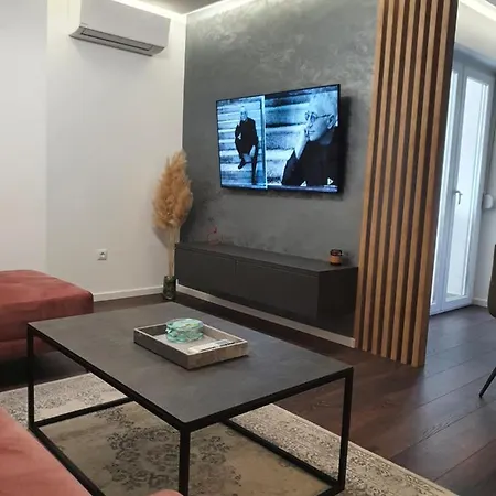 Apartman Love 아파트 Grude